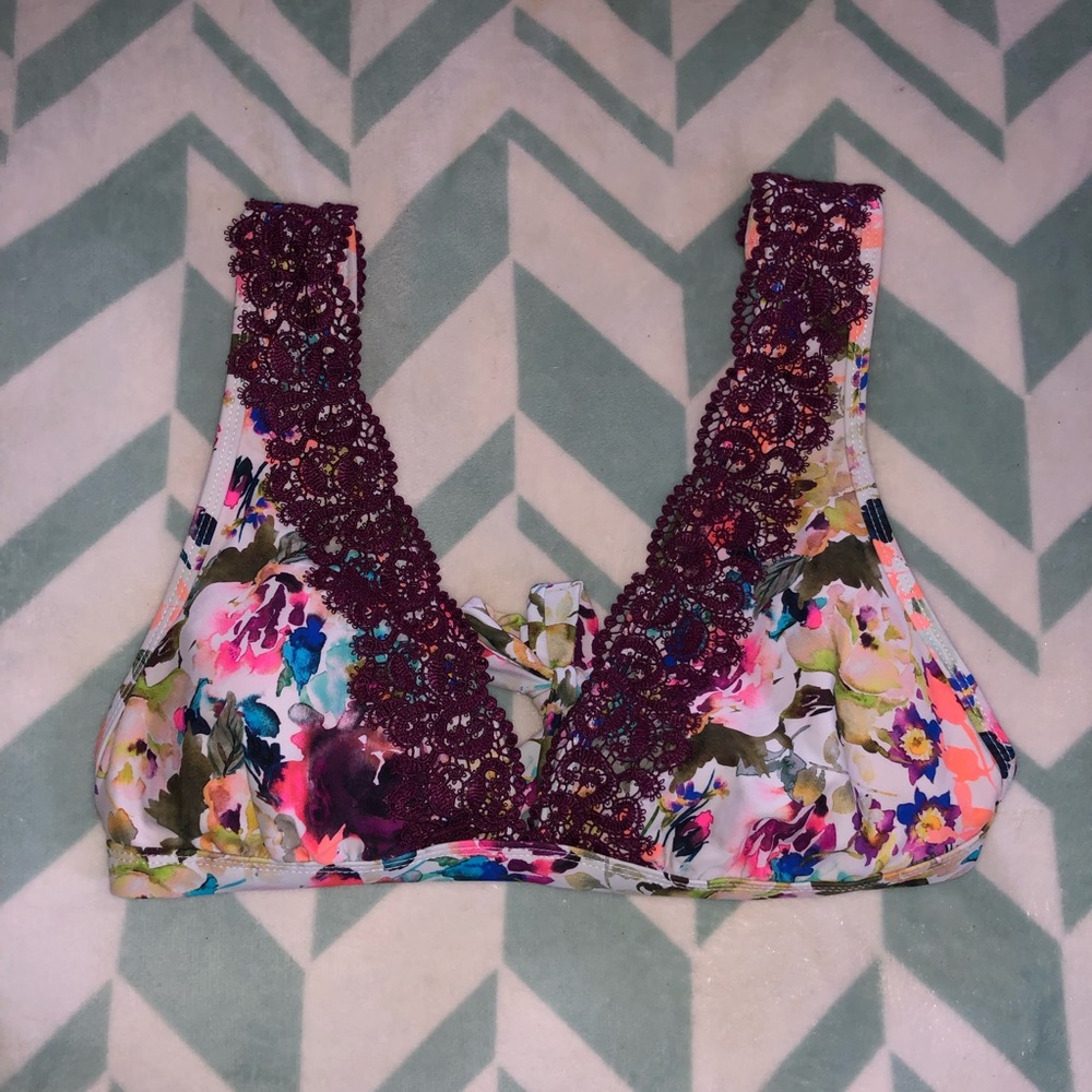 Floral Swimsuit Top & Bottom!!
